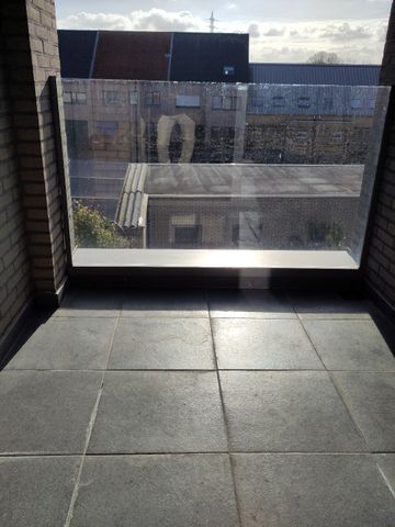 - Sint-Niklaas – appartement 2de verdiep met 1 slaapkamer en garage. - Foto 4