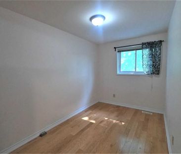 For Lease - 337 Hollyberry Trail, Toronto, Ontario - Photo 5