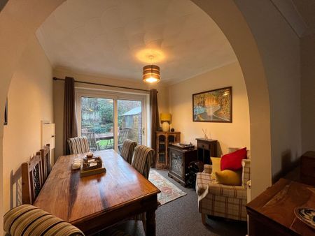 4 bedroom detached house to rent - Photo 3