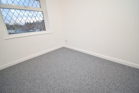 Highfield Rise, Wakefield - Photo 4