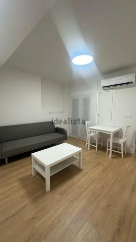 Alquiler de piso en CM Suarez De, 2 - Photo 4