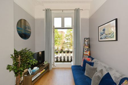 1 Bed Flat, Gloucester Avenue, NW1 - Photo 3