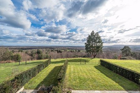 5 bedroom character property to rent - Photo 4