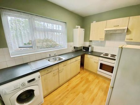 2 bedroom apartment to rent - Photo 2