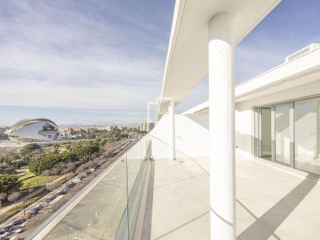 Luxury penthouse for rent in Valencia - Photo 5