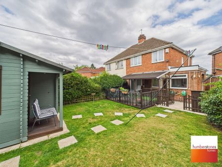 3 bedroom semi-detached house to rent - Photo 2
