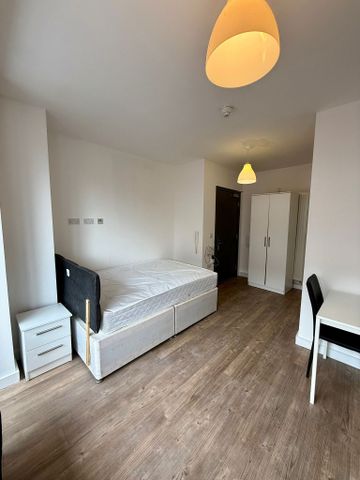 2 Moorfields, Liverpool, L2 - Photo 4