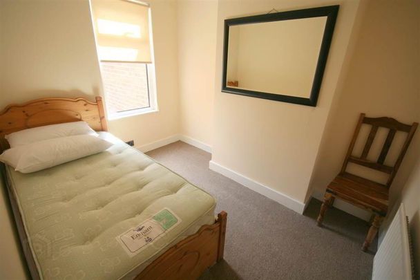 4 Willowholme Drive, Belfast, BT6 8PA - Photo 1