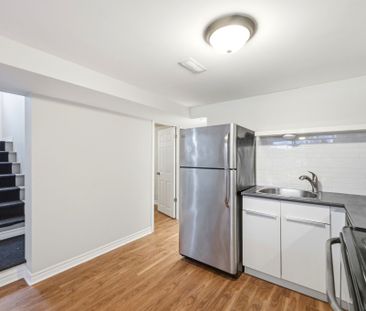 For Lease - 1309 HIGHGATE Road Unit# B, Parkway Park - Queensway Te... - Photo 4