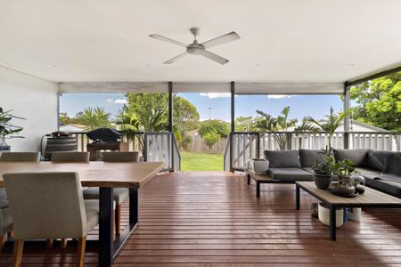 64 Neilson Street, Edgeworth NSW 2285 - House For Rent | Domain - Photo 2