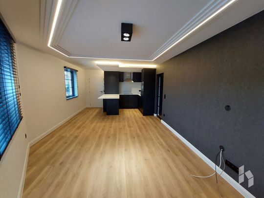 Appartement te huur - Photo 1