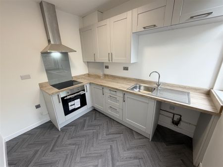 Mulberry Road, Rock Ferry - Photo 2