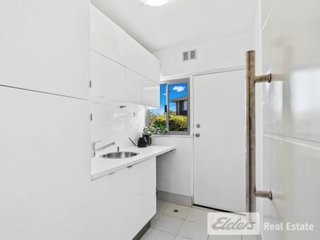 6169, Toowoomba - Photo 2