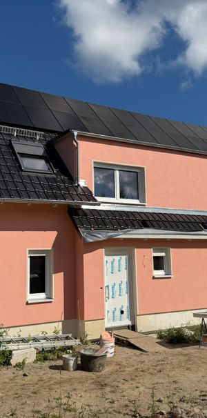 Neubau Doppelhaushälfte mit Einbauküche und Solar in bester Wohnlage von Cottbus/Branitz - Photo 1