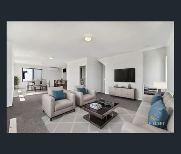 Stylish 3-Bedroom, 2-Bathroom 2 Living Areas Triple-Storey Townhous... - Photo 1