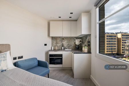 Studio to rent - Photo 3