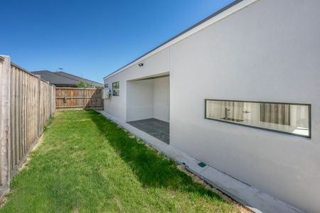 6 Cotton Circuit, Gisborne, VIC 3437 - Photo 3