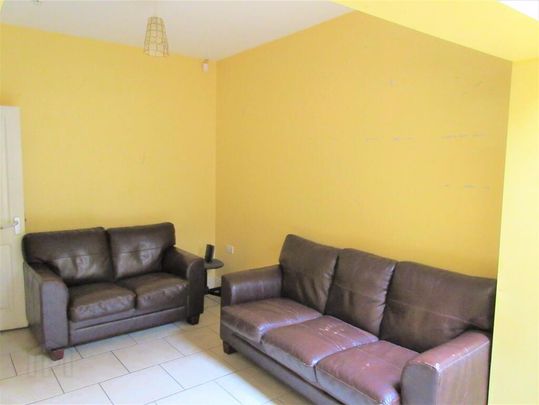 Great 5 Bedroom House, 9 Collingwood Avenue, Queens University Area, Belfast, BT7 1QT - Photo 1