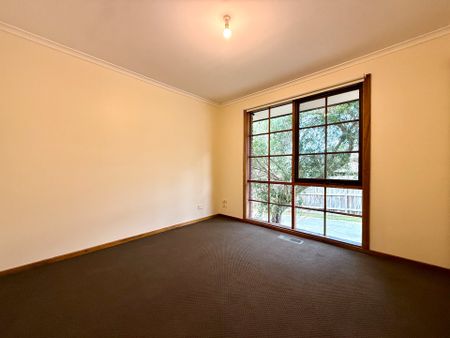 1/21 Alvina Street, FERNTREE GULLY - Photo 2