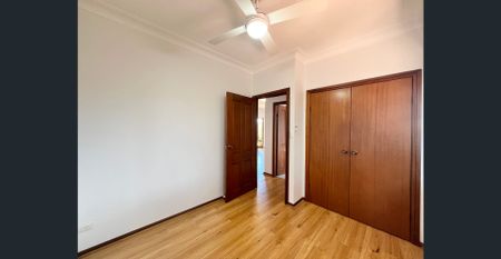 YOUNG 2 BEDROOM VILLA - Photo 4