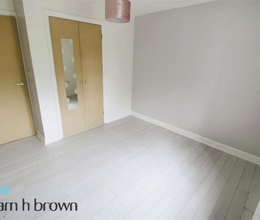 Philip Sidney Court, Grays, Chafford Hundred - Photo 3