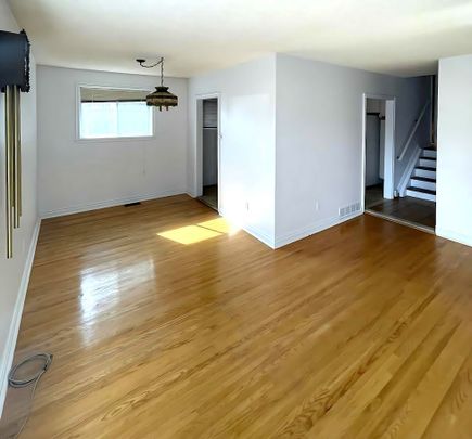 For Lease - 45 Taysham Crescent Unit# (Front), Toronto, Ontario - Photo 1