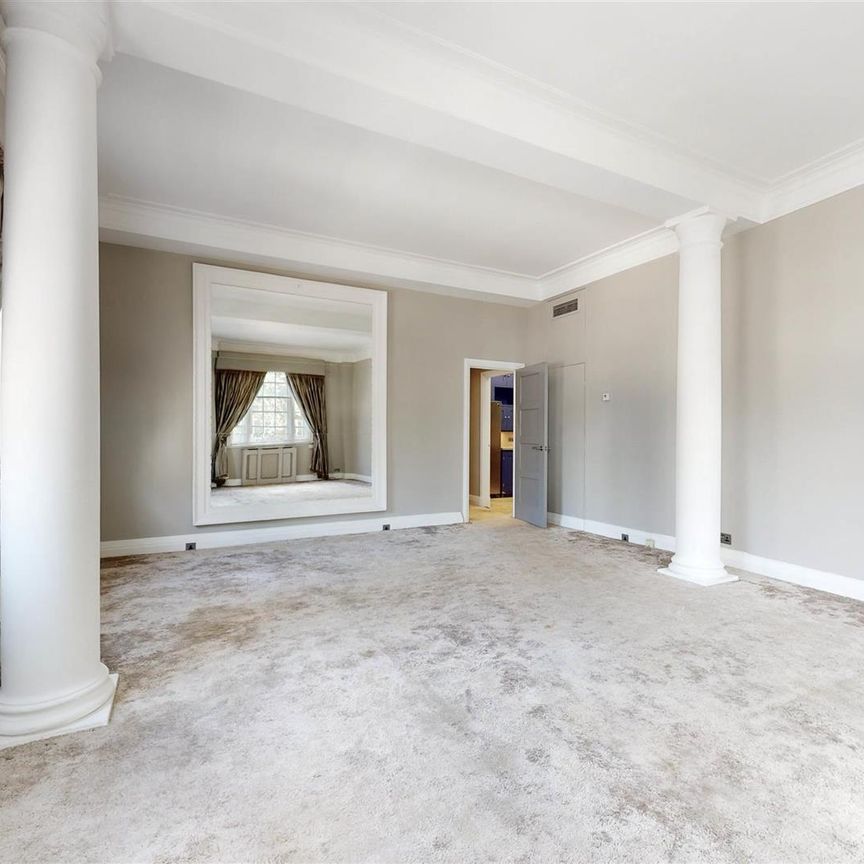 BROMPTON ROAD, SW3, London - Photo 1