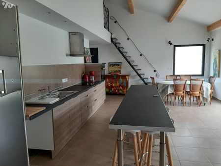 Sur la commune de CLEON D'ANDRAN (26) une belle villa meublée de 118m² habitables. - Photo 2