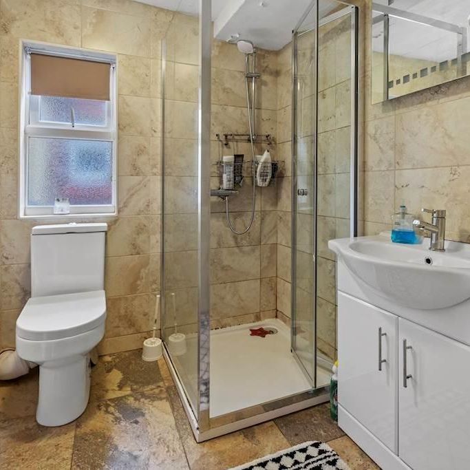 4 bedroom terraced house to rent - Photo 1