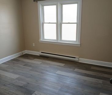 For Lease - 10 Beech Street Unit# Upper Unit, St. Catharines, Ontario - Photo 1