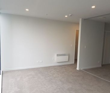 Brand new one bedroom apartment - Photo 3