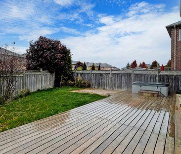 For Lease - 10 Pears Court Unit# Upper, Clarington, Ontario - Photo 4