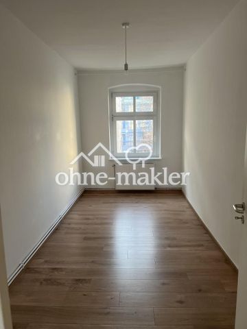 Helle WG-geeignete 3-Zimmer-Altbau-Wohnung Nähe Prenzlauer Berg - Photo 2