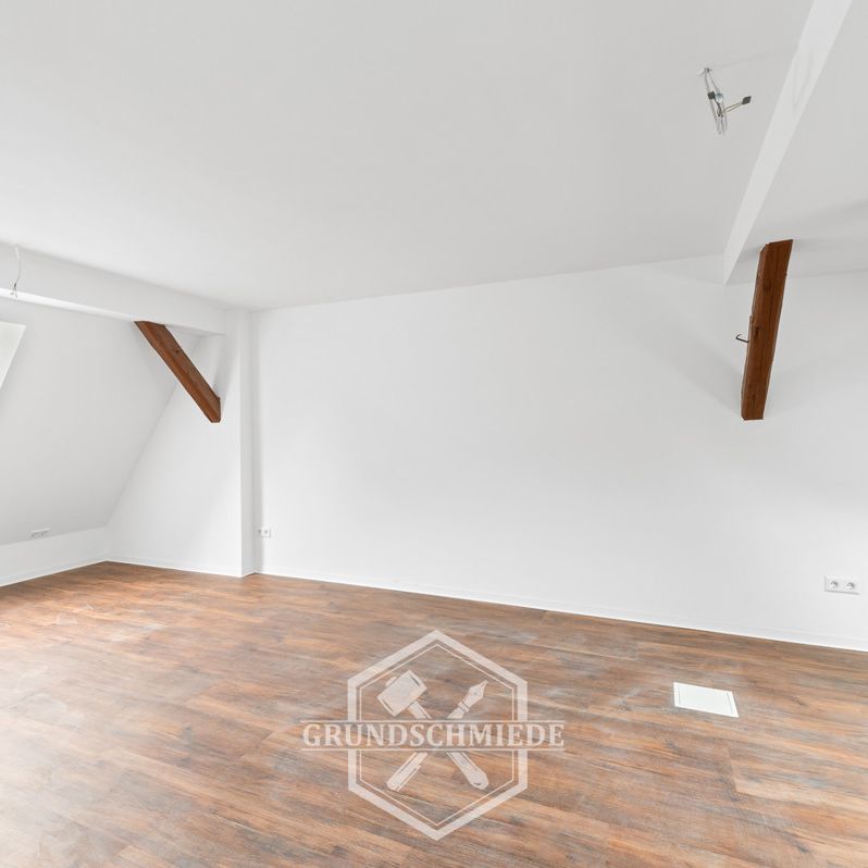 Kernsanierte Maisonette Wohnung mit 3 Zimmern - Foto 1