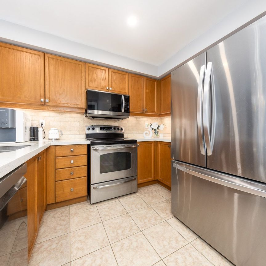 For Lease - 46 Maple Sugar Lane, Vaughan, Ontario - Photo 1