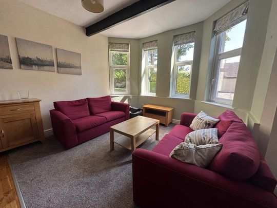 2 bedroom flat to rent - Photo 1