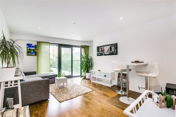 1 bedroom flat to rent - Photo 1