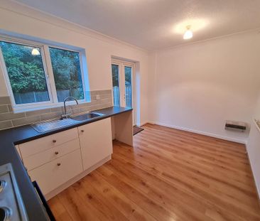 2 bedroom property to rent - Photo 6