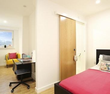 Studio to rent - Photo 2