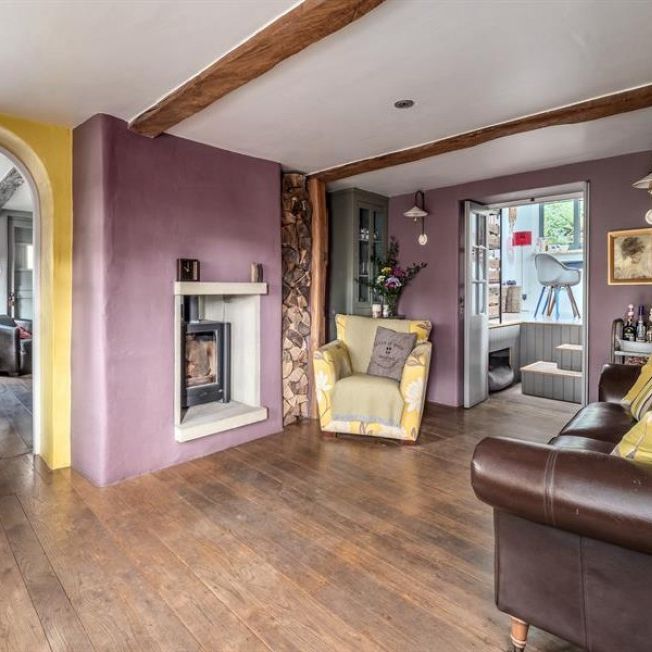 3 Bedroom Semi Detached To Let - Photo 1