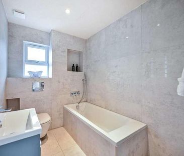 Warwick Grove, Surbiton, KT5 - Photo 3