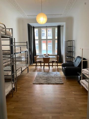 Berlin | Shared room | Fully furnished - Photo 2