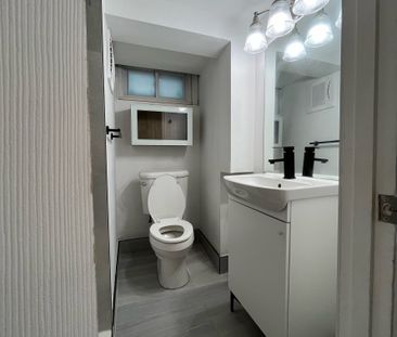 For Lease - 38 Wishing Well Drive Unit# B, Toronto, Ontario - Photo 4