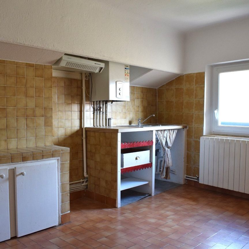 Location Appartement 3 pièces 74m² NARBONNE 11100 - Photo 1