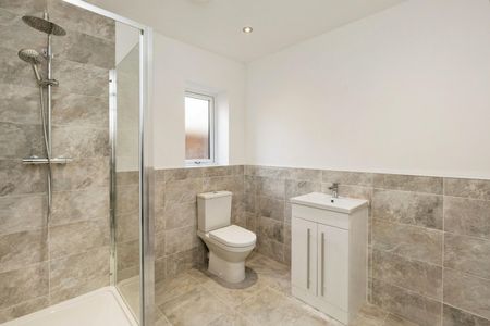 2 bedroom Bungalow To Let - Photo 2