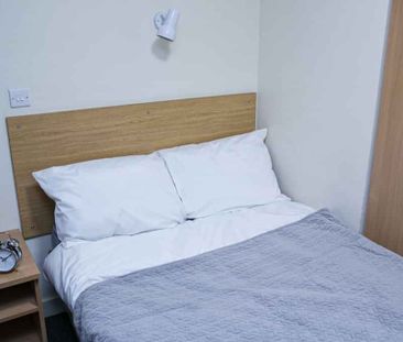 Premier En-Suite - Photo 6