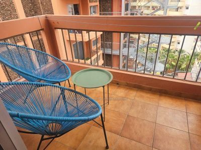 Nice and sunny studio for seasonal rent. Close to the center and the beach with swimming pool and tennis court - Foto 4