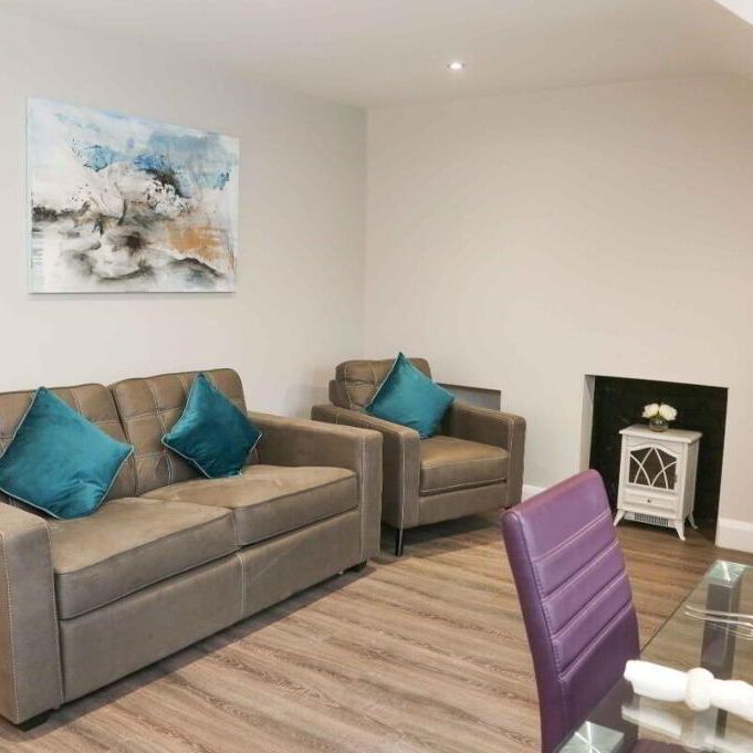 Apt 5, 61 Eglantine Avenue, Belfast, BT9 6EW - Photo 1