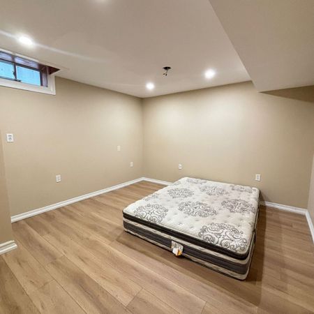 For Lease - 359 Salisbury Lane Unit# Basement, Newmarket, Ontario - Photo 2