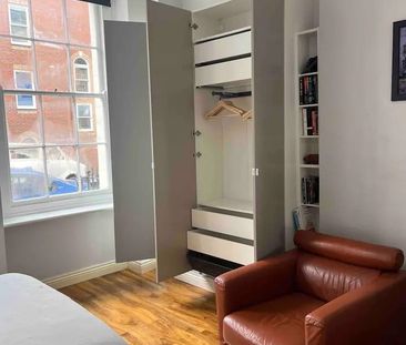1 Bed Flat, Ground Floor, BS2 - Photo 2